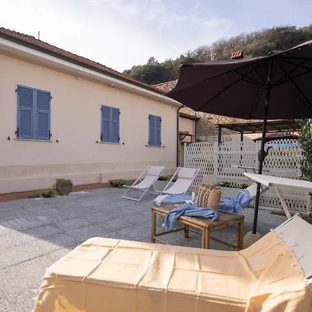 בית נופש Casa Vacanze Myosotis